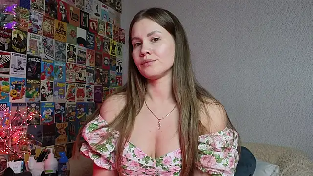 Snapshot of LittleLeen chatting on 10-03-25, 03:13 LittleLeen online show from 10-03-25, 03:13