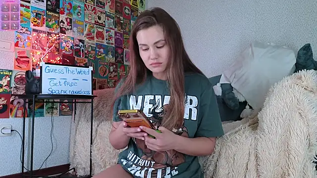 Snapshot of LittleLeen chatting on 09-11-25, 03:23 LittleLeen online show from 09-11-25, 03:23