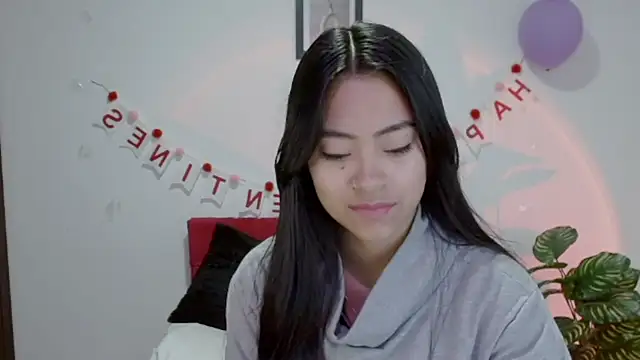 NatalyEscobar lx online show from 09-18-25, 12:19