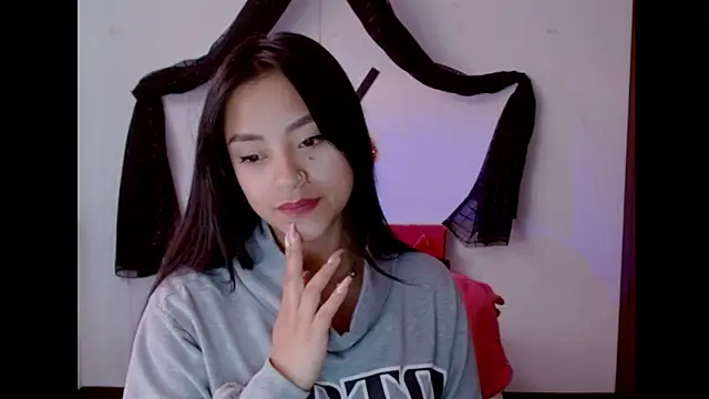 NatalyEscobar lx online show from 03-21-25, 12:17