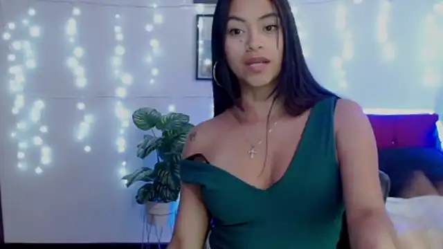 NatalyEscobar lx online show from 04-18-26, 07:07