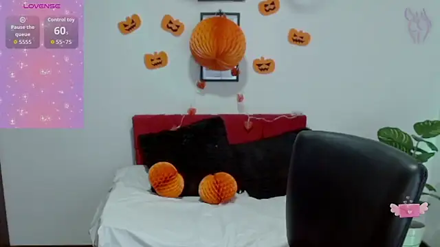 NatalyEscobar lx online show from 10-23-25, 12:48