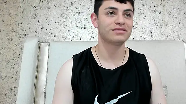 Snapshot of Sexx_onn_fire chatting on 02-19-25, 07:05 Sexx onn fire online show from 02-19-25, 07:05