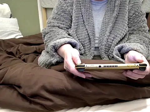 MarthaBriest online show from 04-02-26, 03:02