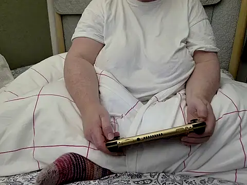 MarthaBriest online show from 11-21-25, 03:27