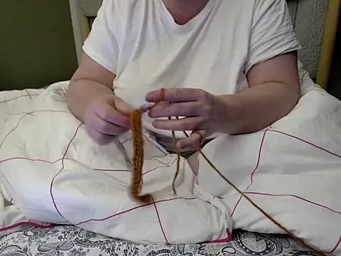 MarthaBriest online show from 10-22-25, 02:22