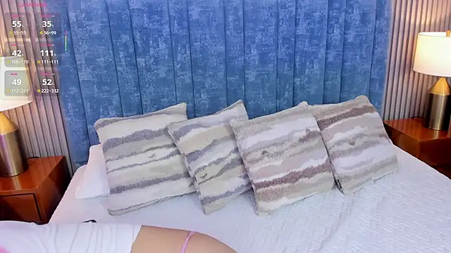 Snapshot of pretty_sunlight_ chatting on 02-13-26, 01:27 pretty sunlight online show from 02-13-26, 01:27