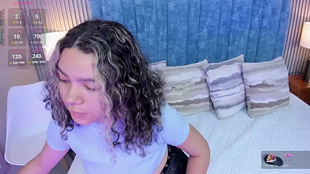 Snapshot of pretty_sunlight_ chatting on 02-20-26, 01:24 pretty sunlight online show from 02-20-26, 01:24