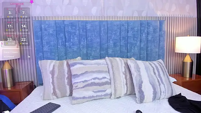 Snapshot of pretty_sunlight_ chatting on 11-20-25, 01:39 pretty sunlight online show from 11-20-25, 01:39