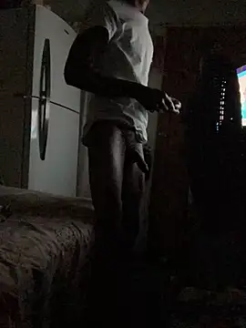 Snapshot of Johnras121 chatting on 03-21-25, 10:28 Johnras121 online show from 03-21-25, 10:28