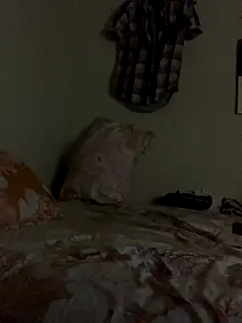 Snapshot of Johnras121 chatting on 10-02-25, 11:24 Johnras121 online show from 10-02-25, 11:24