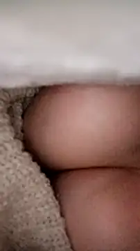 Snapshot of YuliannaFox chatting on 02-07-25, 07:06 YuliannaFox online show from 02-07-25, 07:06