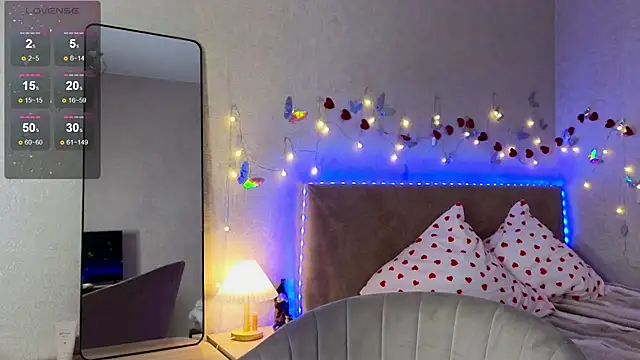 Snapshot of lavenderluxe chatting on 02-17-25, 11:02 lavenderluxe online show from 02-17-25, 11:02