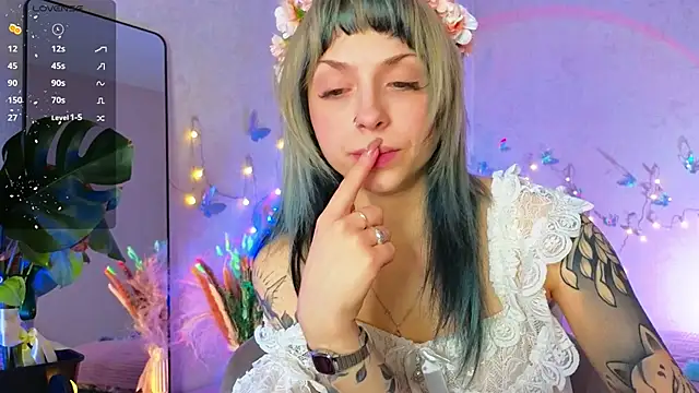 lavenderluxe online show from 03-05-26, 12:02