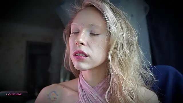  Phantom thread  online show from 10-27-25, 09:54