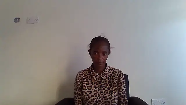 Snapshot of sweets_80 chatting on 06-26-26, 02:34 sweets 80 online show from 06-26-26, 02:34