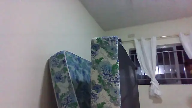 Snapshot of sweets_80 chatting on 07-24-26, 03:46 sweets 80 online show from 07-24-26, 03:46
