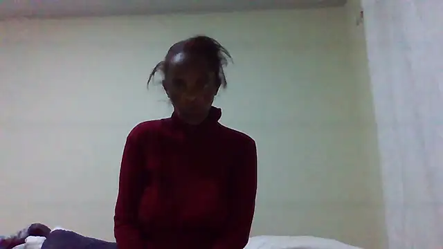 Snapshot of sweets_80 chatting on 06-17-26, 01:27 sweets 80 online show from 06-17-26, 01:27