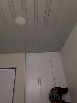 sweets 80 online show from 10-16-25, 01:30