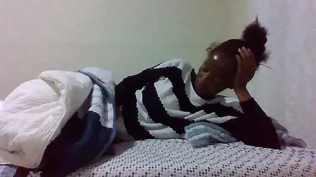 Snapshot of sweets_80 chatting on 07-05-26, 02:49 sweets 80 online show from 07-05-26, 02:49