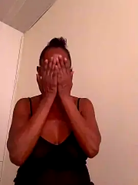 sweets 80 online show from 10-26-25, 12:27