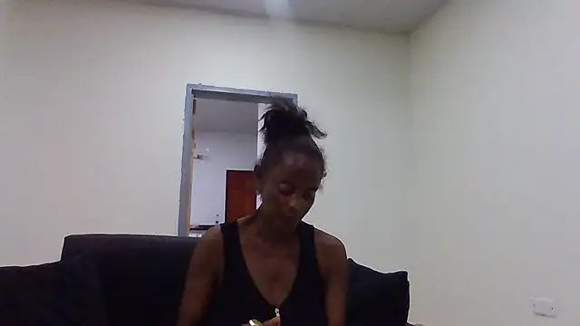 Snapshot of sweets_80 chatting on 07-22-26, 06:21 sweets 80 online show from 07-22-26, 06:21
