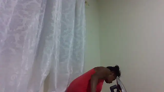 sweets 80 online show from 10-17-25, 08:43