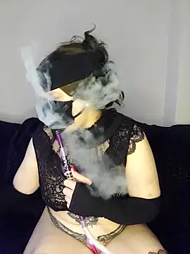 Snapshot of -Arab_milf- chatting on 04-15-26, 11:05 -Arab milf- online show from 04-15-26, 11:05