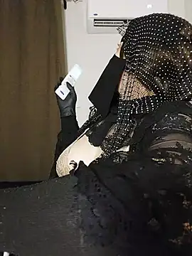 -Arab milf- online show from 07-12-26, 07:58