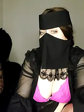 Snapshot of -Arab_milf- chatting on 04-23-26, 06:20 -Arab milf- online show from 04-23-26, 06:20