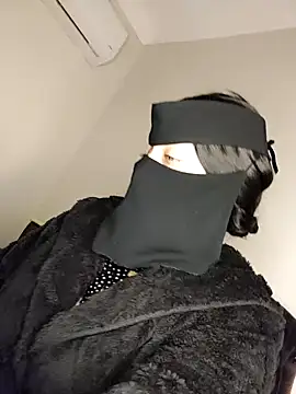 Snapshot of -Arab_milf- chatting on 02-24-25, 05:54 -Arab milf- online show from 02-24-25, 05:54