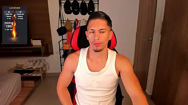 Aaronfox x online show from 07-21-26, 12:06