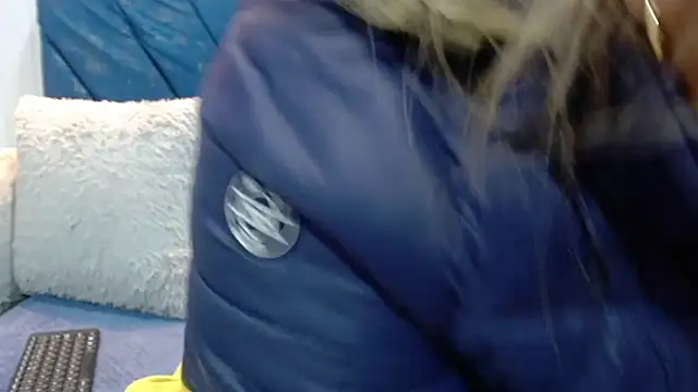 NathaliaSmith3x online show from 10-16-25, 05:27