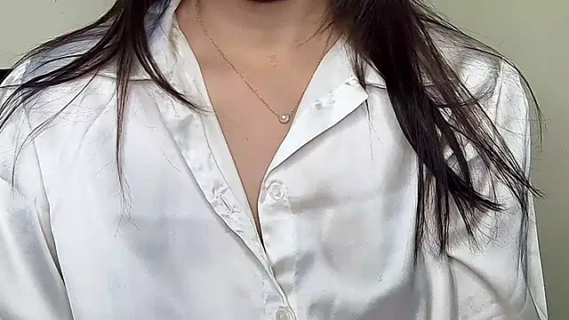 MIss-Naina online show from 11-28-25, 02:01