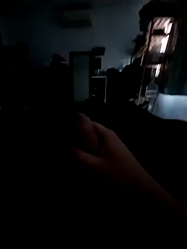 Snapshot of luluankle chatting on 09-28-25, 08:05 luluankle online show from 09-28-25, 08:05