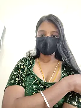 Snapshot of nishatamilmallu chatting on 10-27-25, 05:41 nishatamilmallu online show from 10-27-25, 05:41