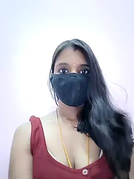 Snapshot of nishatamilmallu chatting on 02-08-25, 05:29 nishatamilmallu online show from 02-08-25, 05:29