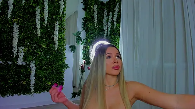 VivienCarter online show from 02-26-26, 04:23