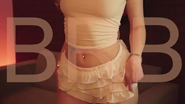 EllieCutes online show from 12-19-25, 08:27