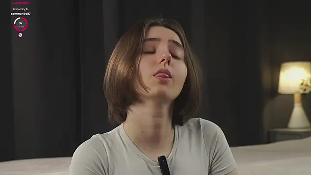 Snapshot of MeghanElson chatting on 02-08-26, 12:47 MeghanElson online show from 02-08-26, 12:47