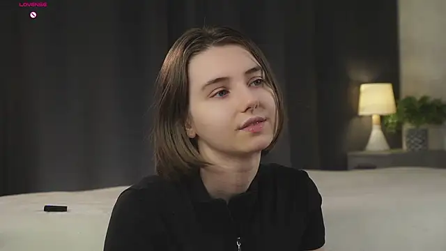 Snapshot of MeghanElson chatting on 02-17-26, 01:19 MeghanElson online show from 02-17-26, 01:19