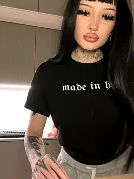 madelinexx online show from 11-07-25, 04:11