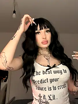 madelinexx online show from 12-15-25, 07:58