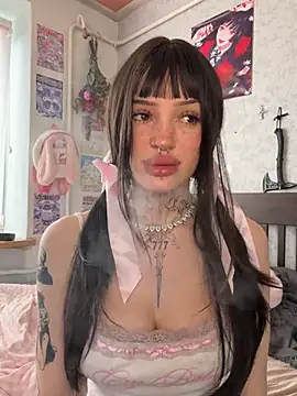 madelinexx online show from 06-30-26, 07:41