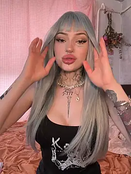 madelinexx online show from 07-18-26, 10:35