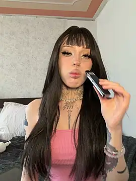 madelinexx online show from 05-13-26, 10:22