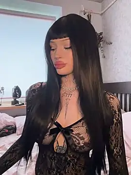 madelinexx online show from 05-24-26, 11:32