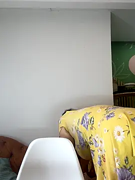 Elizabeth Dupont online show from 10-01-25, 06:56