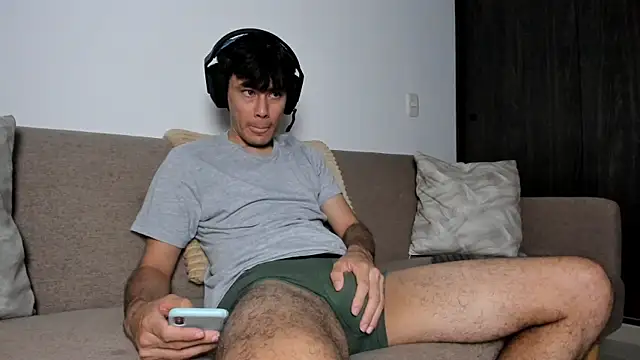 Huge latin cock online show from 11-10-25, 10:15