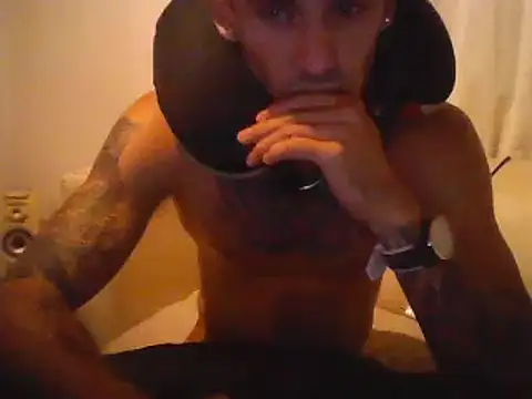 Snapshot of jonypijon222 chatting on 01-20-25, 04:43 jonypijon222 online show from 01-20-25, 04:43